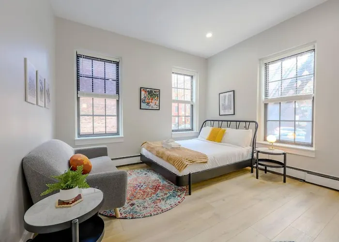 Quaint Studio Apartment Back Bay Area
